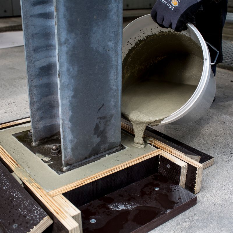 Emcekrete-40-Graute-FluIdo-de-Alto-Desempenho-25kg-S17117